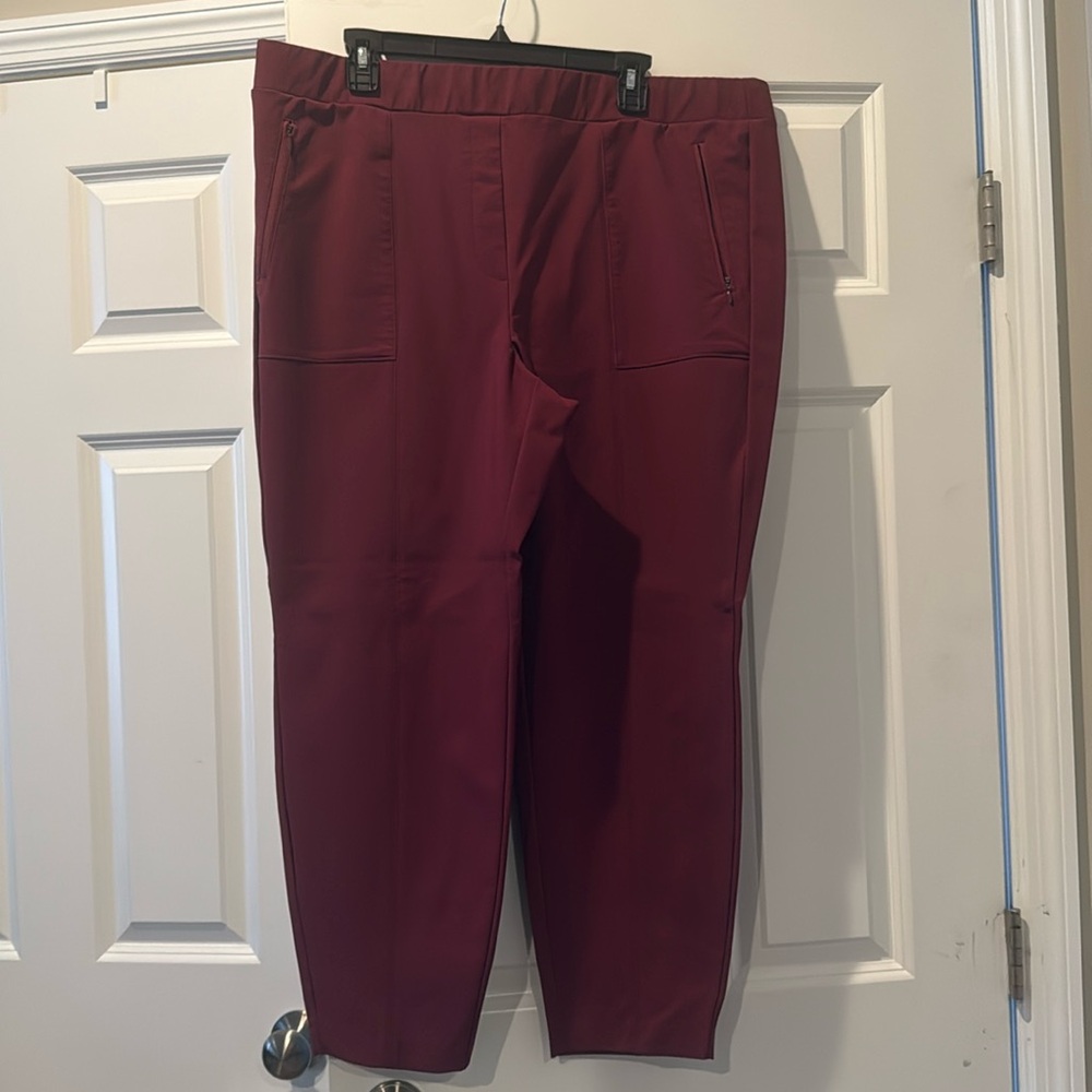 ON THE GO ankle mid rise pants